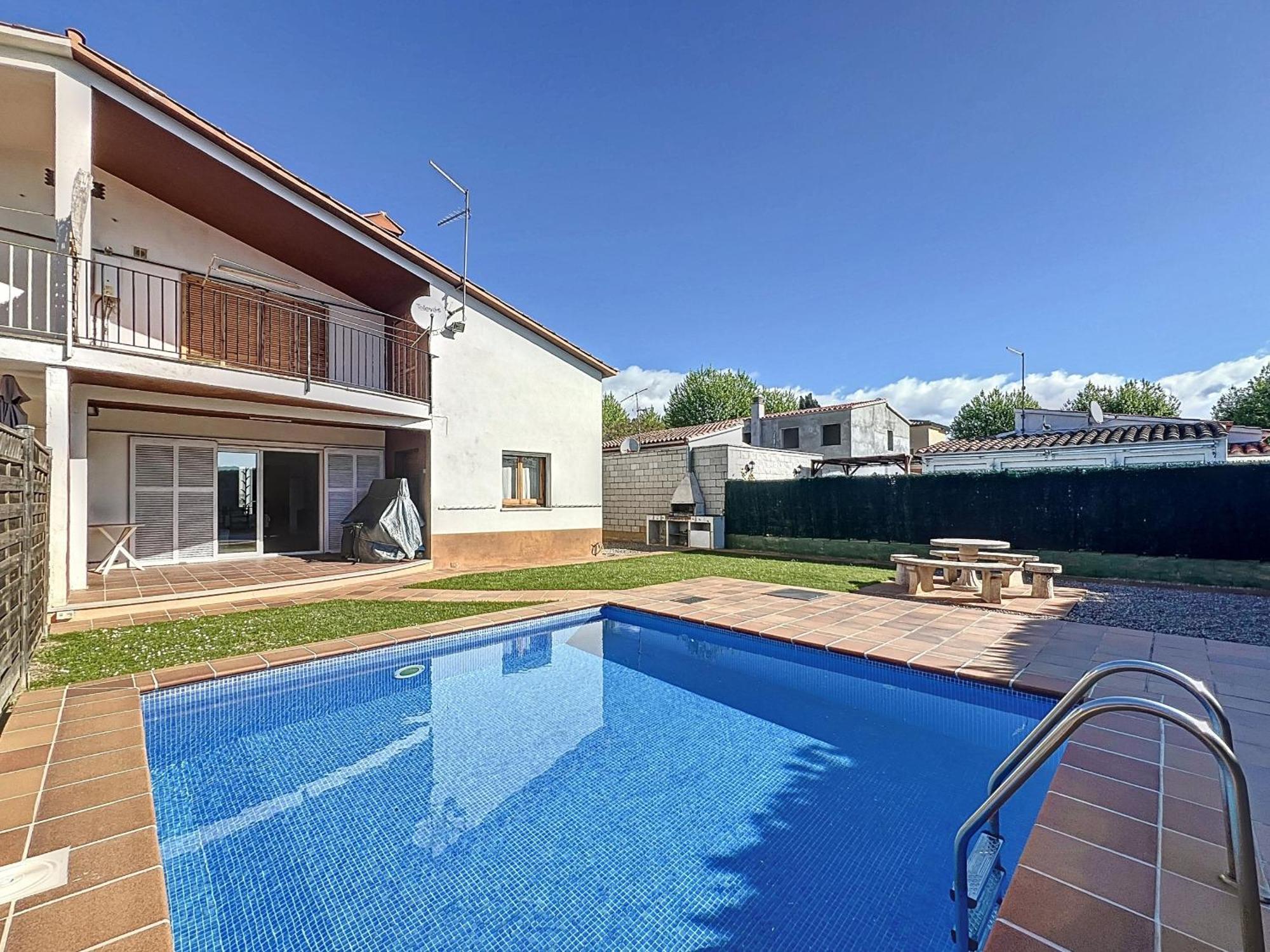 Peni 168A - Belle Maison Avec Piscine Эмпуриабрава Экстерьер фото